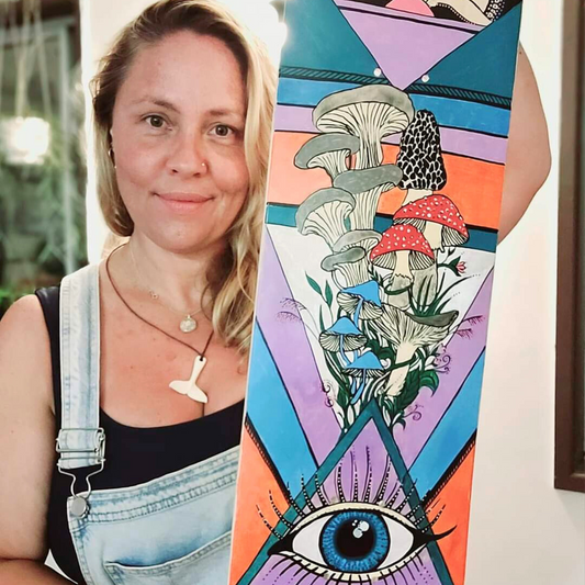 How a Nurse Artist Tackled Sweaty Hands with Surfpaints 💧